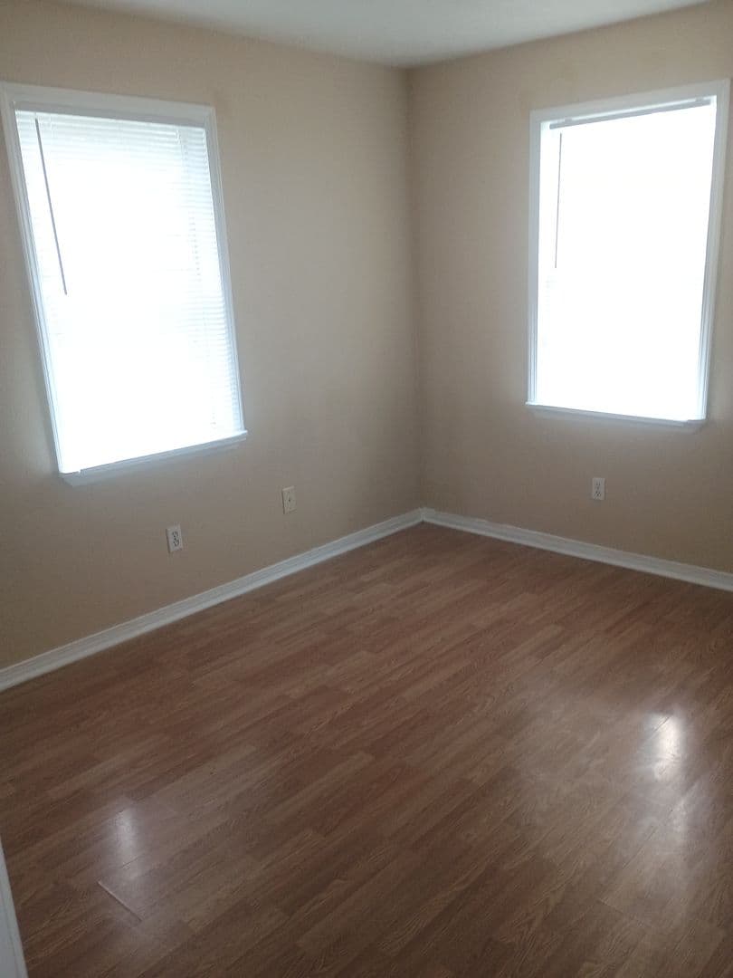 Jacksonville Apartment: 921 South Highway 161