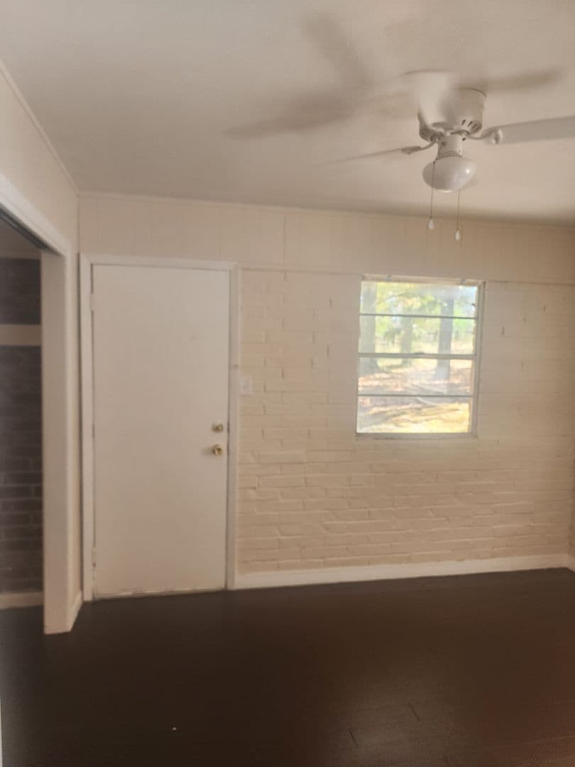 Jacksonville Apartment: Lakeside Drive