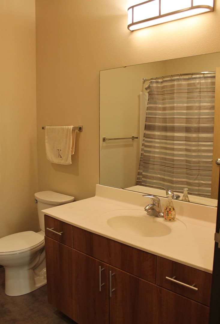 Madison Apartment: 210-212 N. Bassett St.