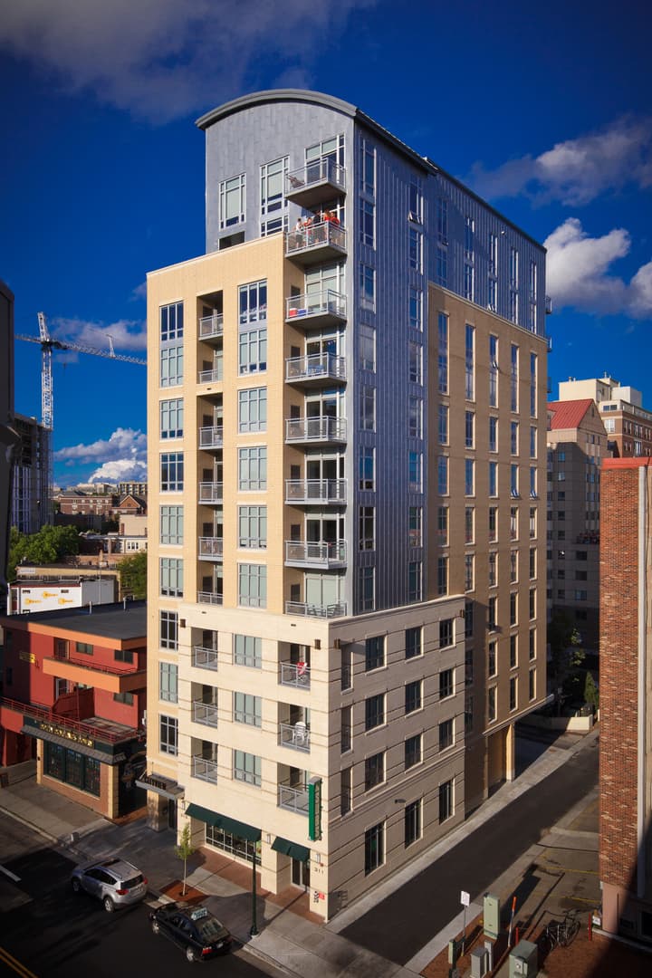 Madison Apartment: 313 N Frances St.
