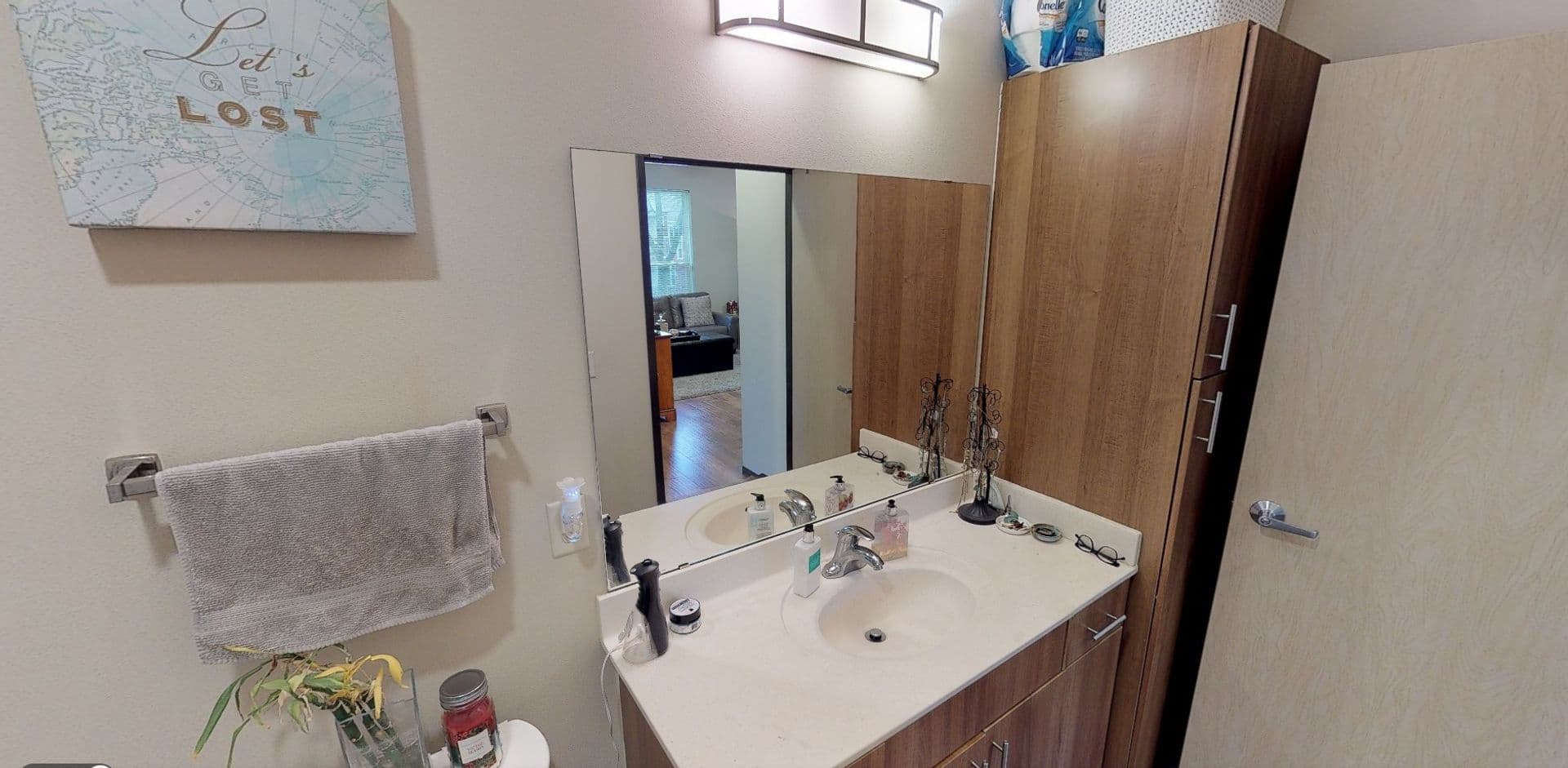 Madison Apartment: 210-212 N. Bassett St.