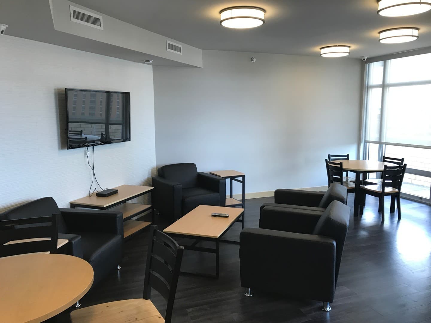 Madison Apartment: 313 N Frances St.