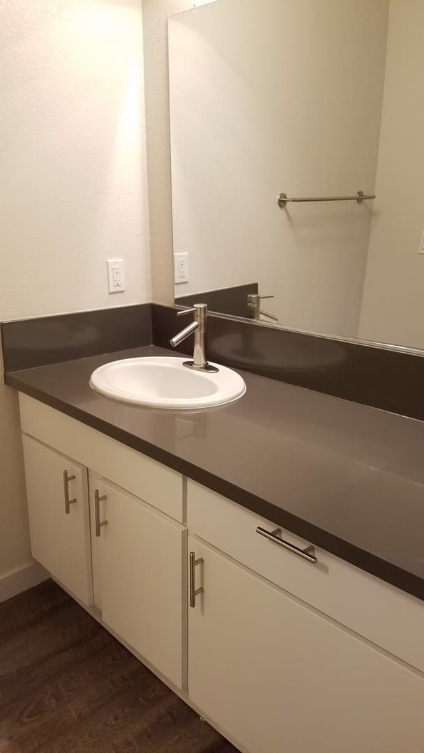 Sacramento Apartment: 815 E Street