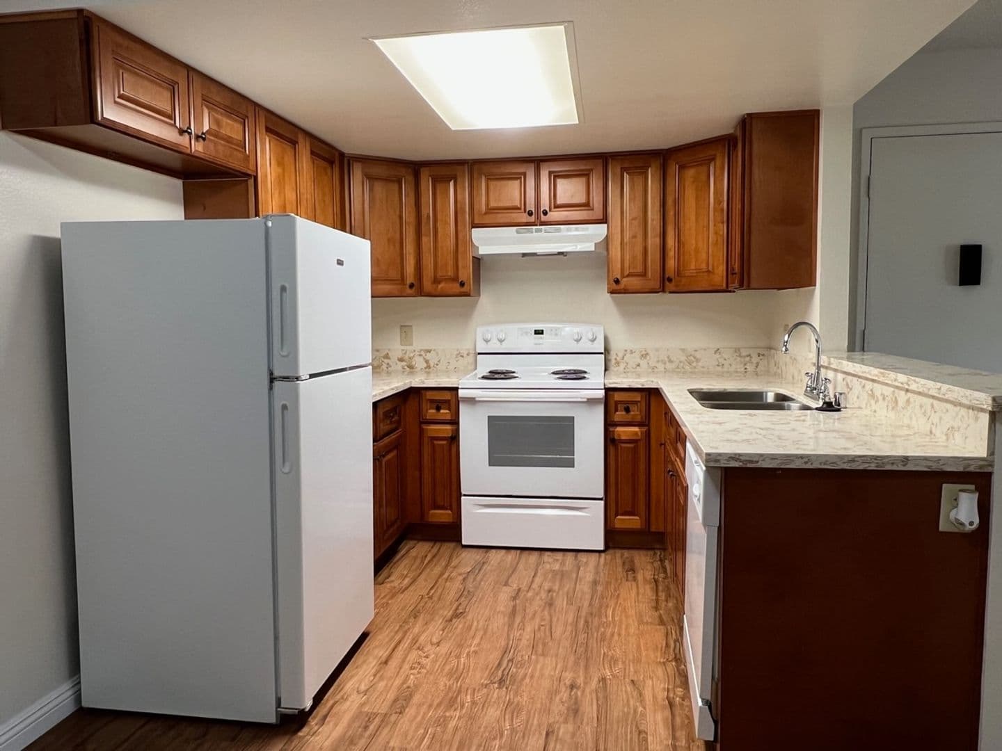 Fallbrook Apartment: 426 Ammunition Road