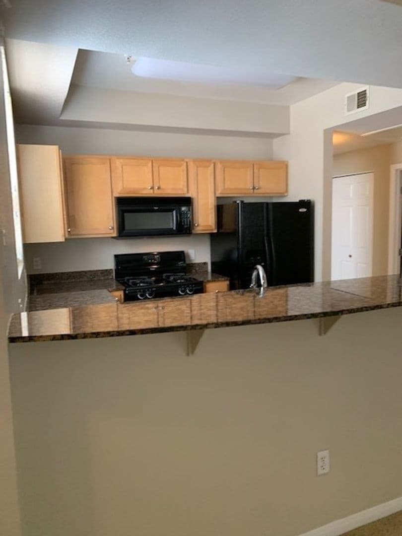 Sacramento Apartment: 2751 West River Drive