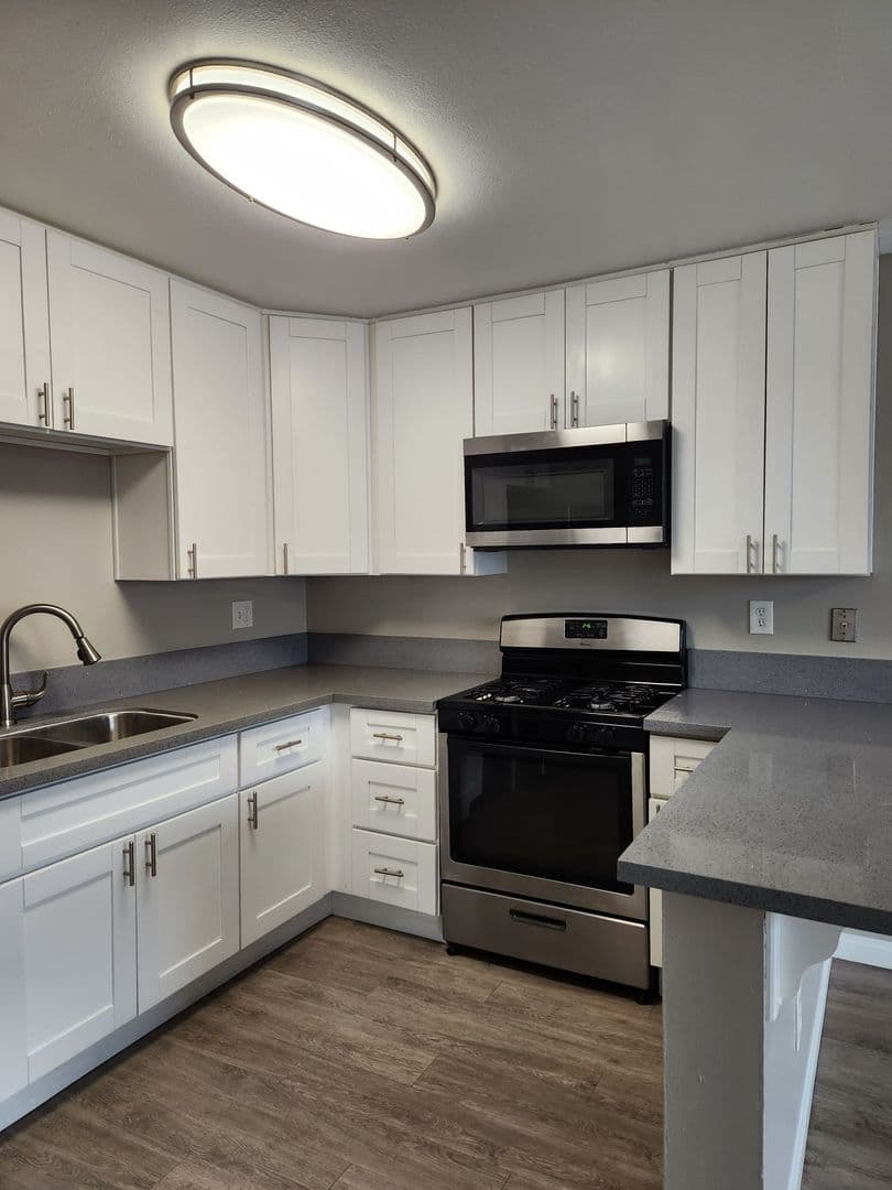 San Diego Apartment: 4747-4753 & 4759-4769 67th  St.
