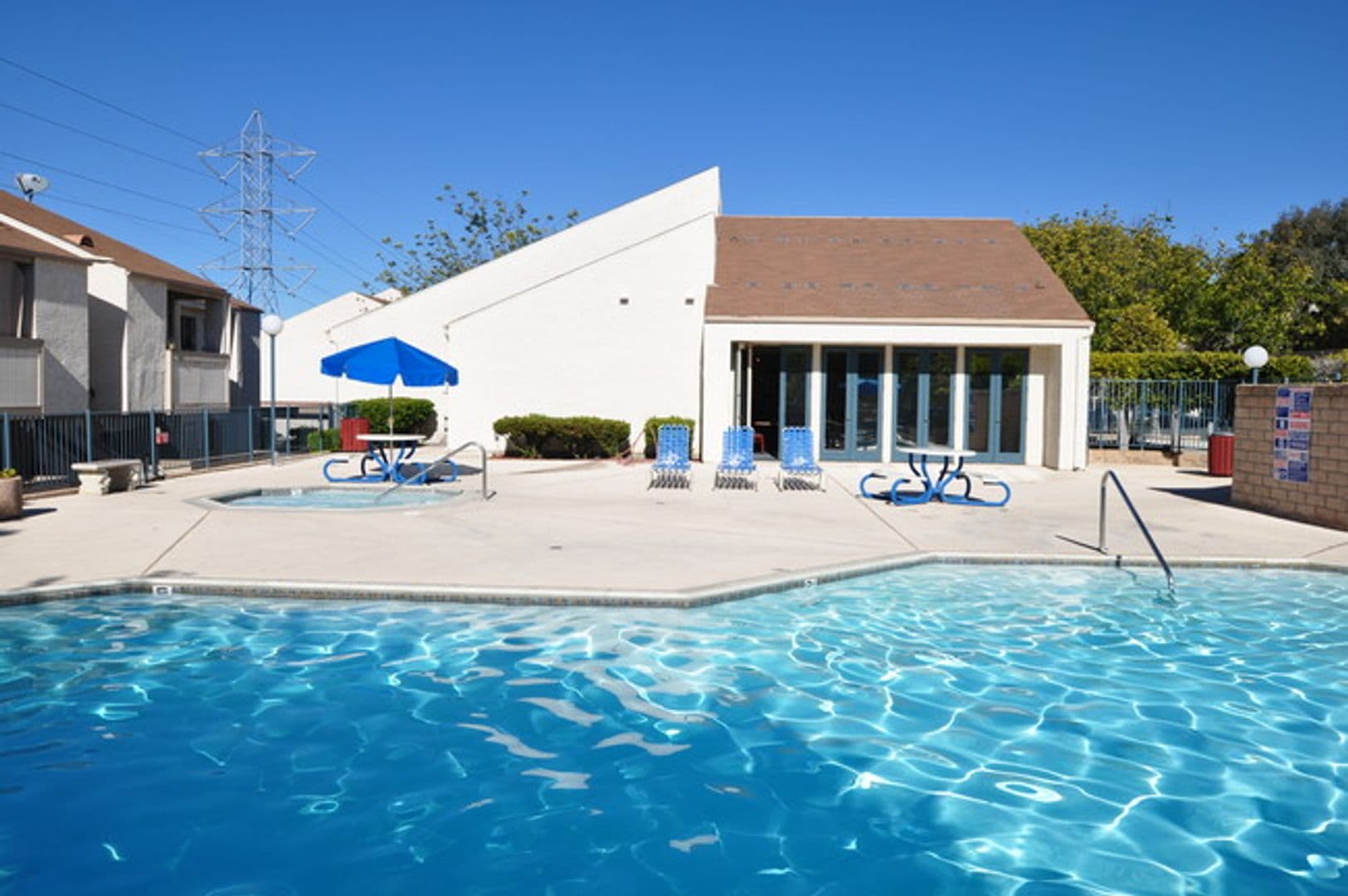 Oceanside Apartment: 1207 S.El Camino Real