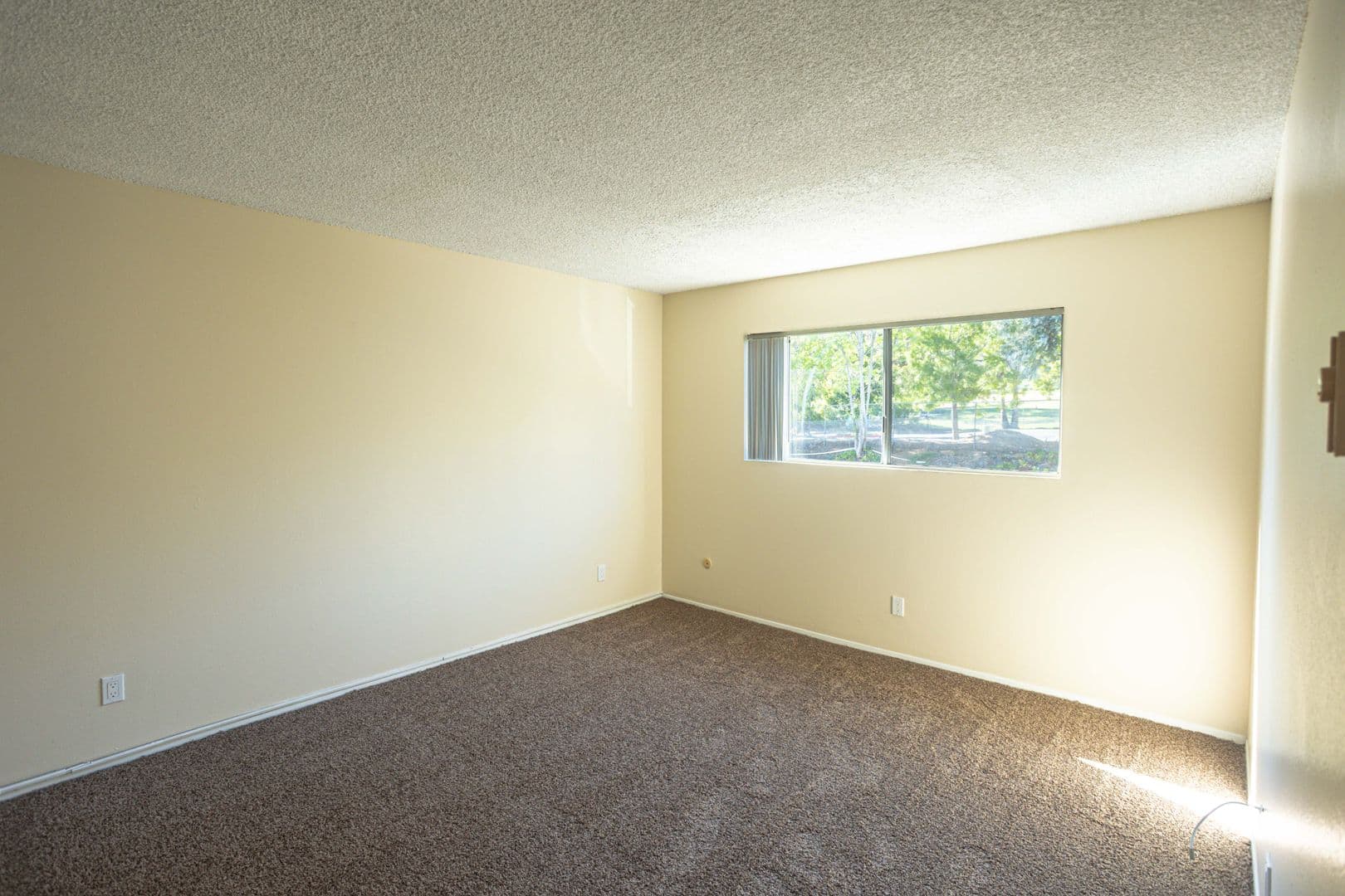 Poway Apartment: 12330 Ninth St.