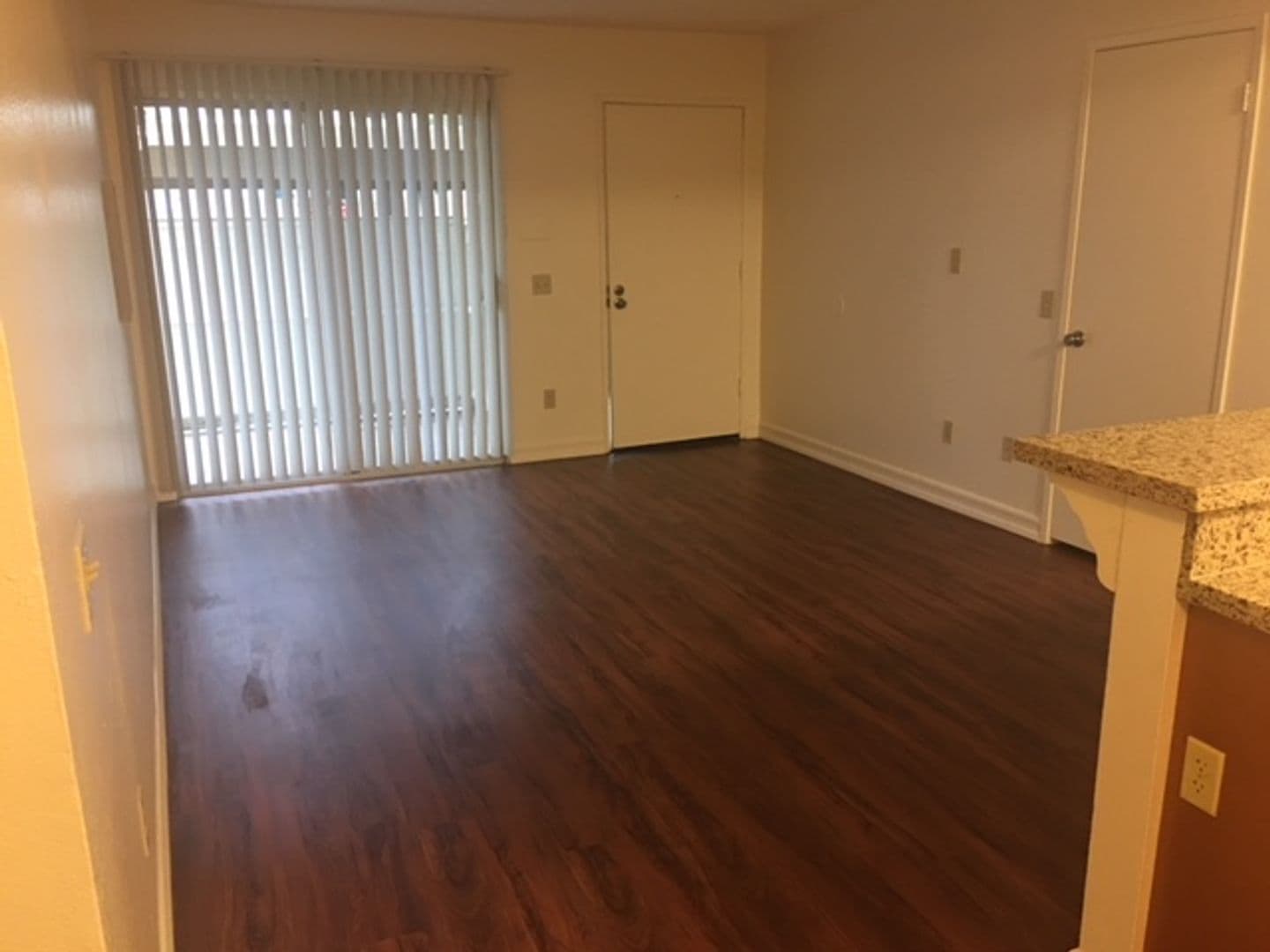 Oceanside Apartment: 1207 S.El Camino Real