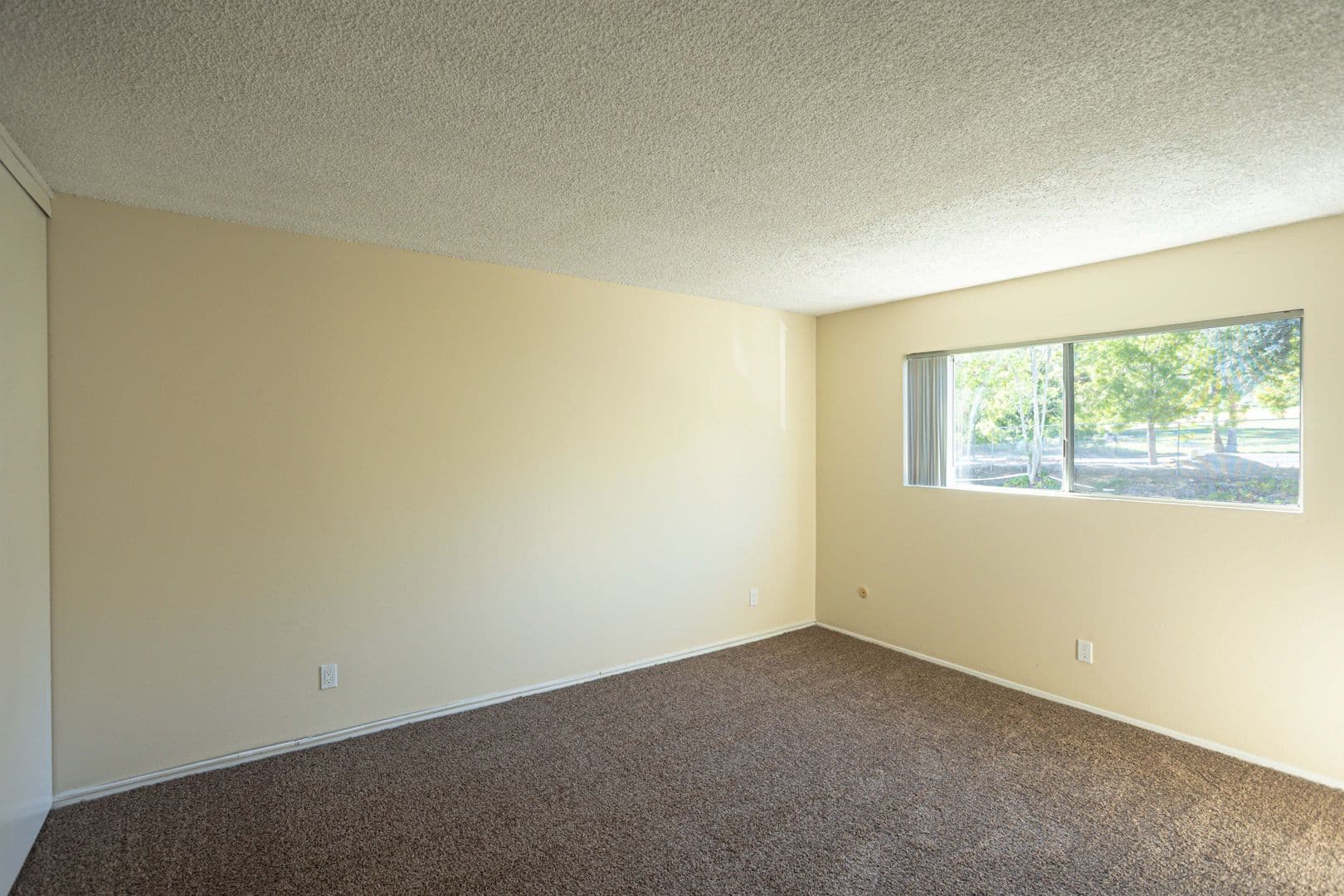 Poway Apartment: 12330 Ninth St.