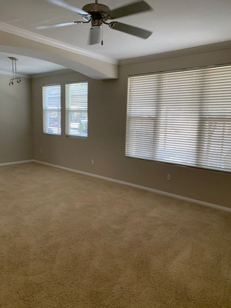 Sacramento Apartment: 2751 West River Drive
