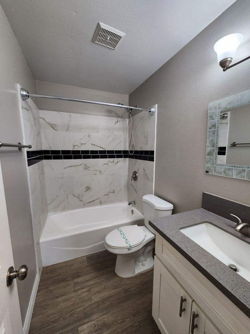 San Diego Apartment: 4747-4753 & 4759-4769 67th  St.
