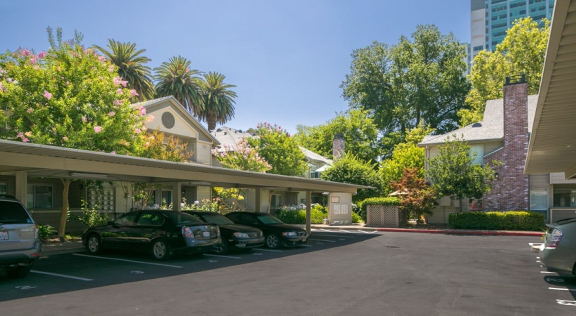 Sacramento Apartment: 1051-1101 G Street