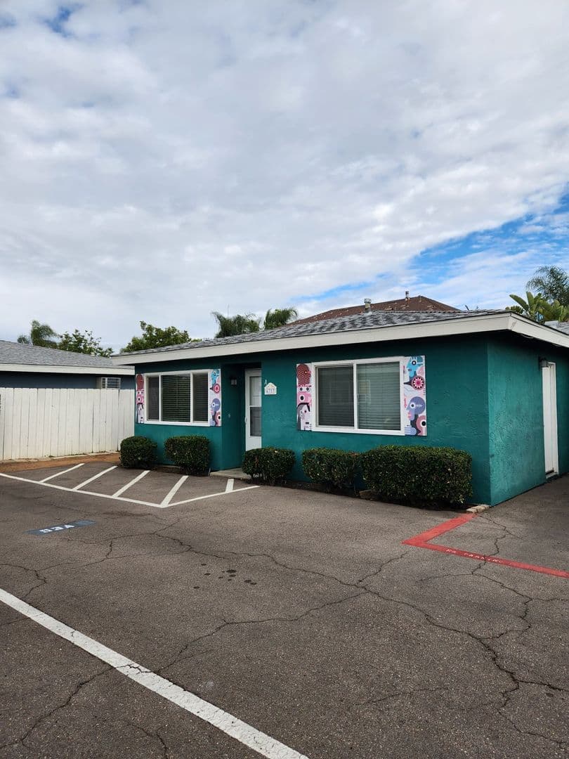 San Diego Apartment: 4747-4753 & 4759-4769 67th  St.