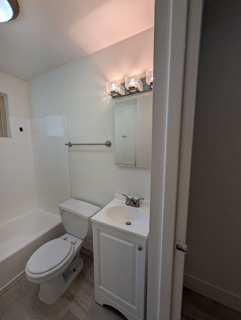 Sacramento Apartment: 2711-2715 P. Street