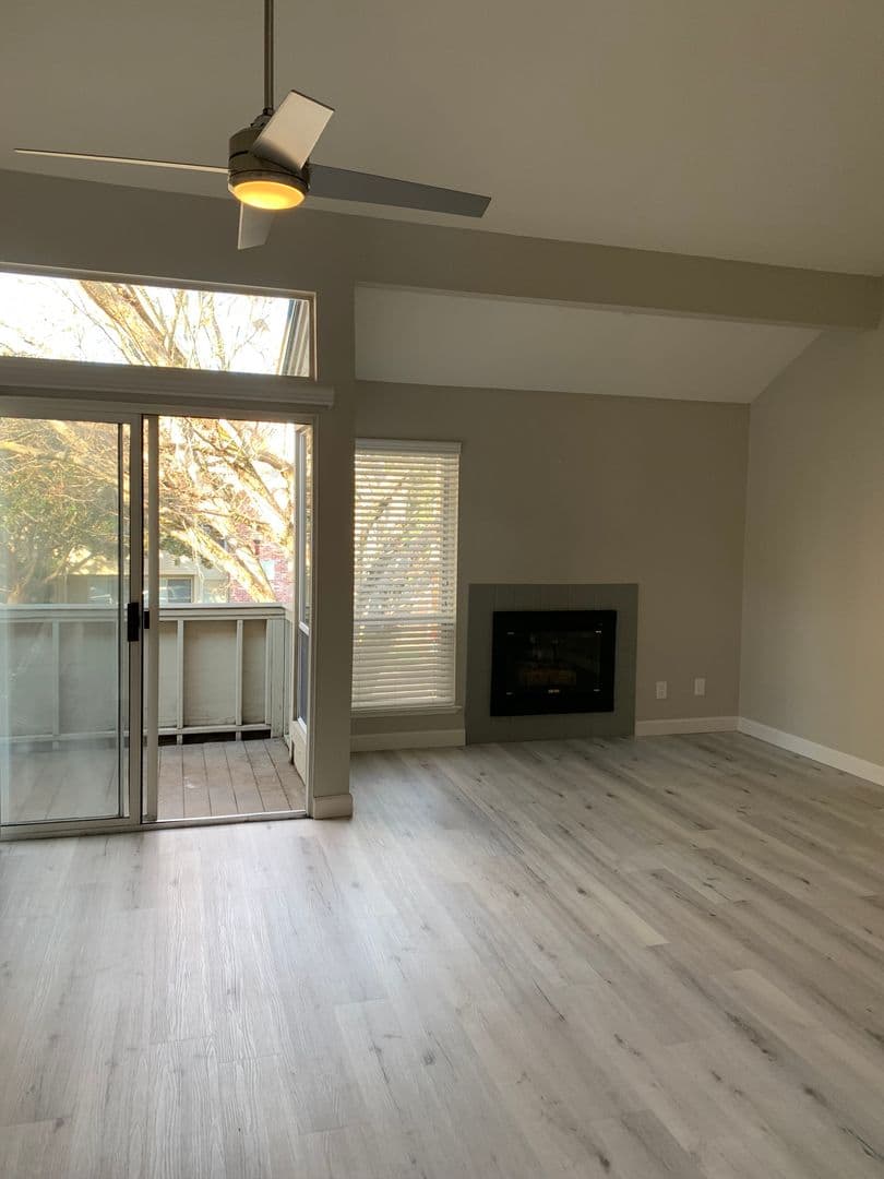 Sacramento Apartment: 1051-1101 G Street