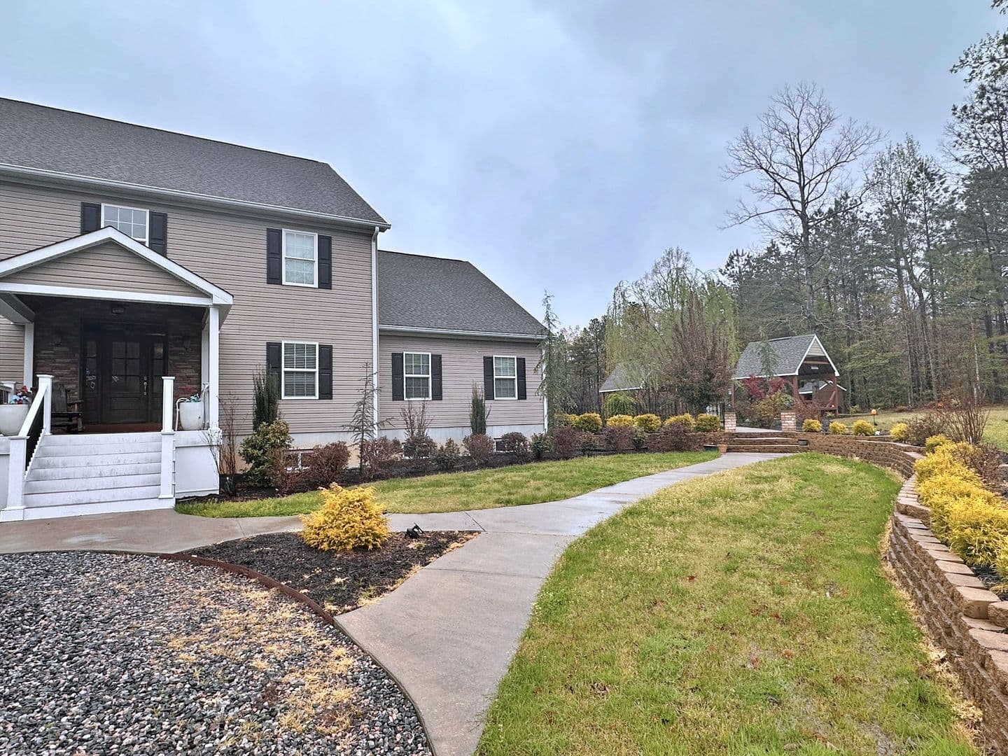 Moseley House: 17410 Duval Road