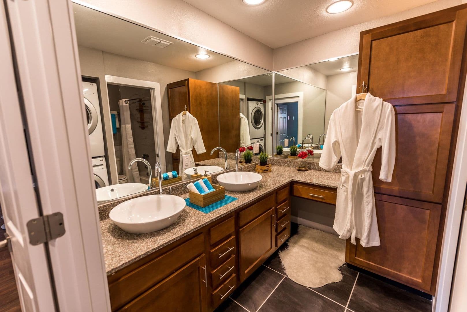 San Antonio Apartment: 4019 Vance Jackson