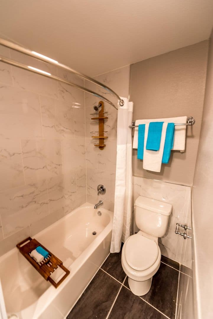 San Antonio Apartment: 4019 Vance Jackson