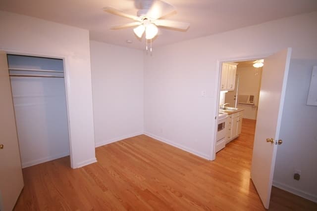 Durham Apartment: 1212 Chapel Hill Street