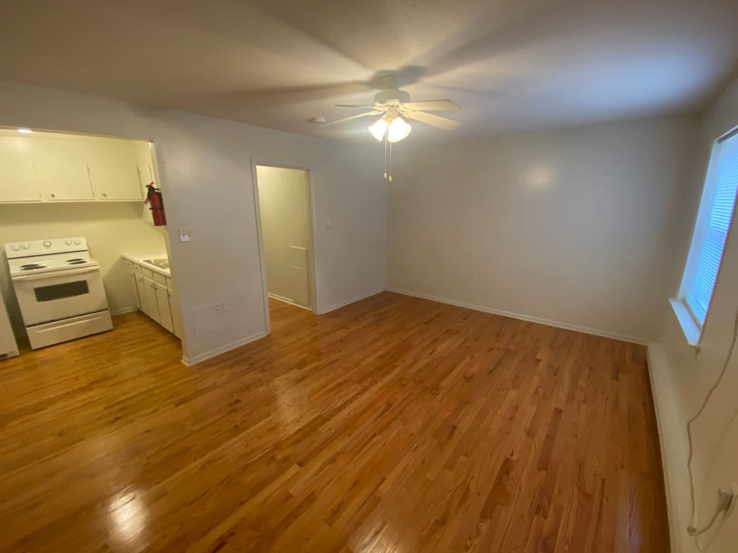 Durham Apartment: 2000-2018 Jersey Avenue