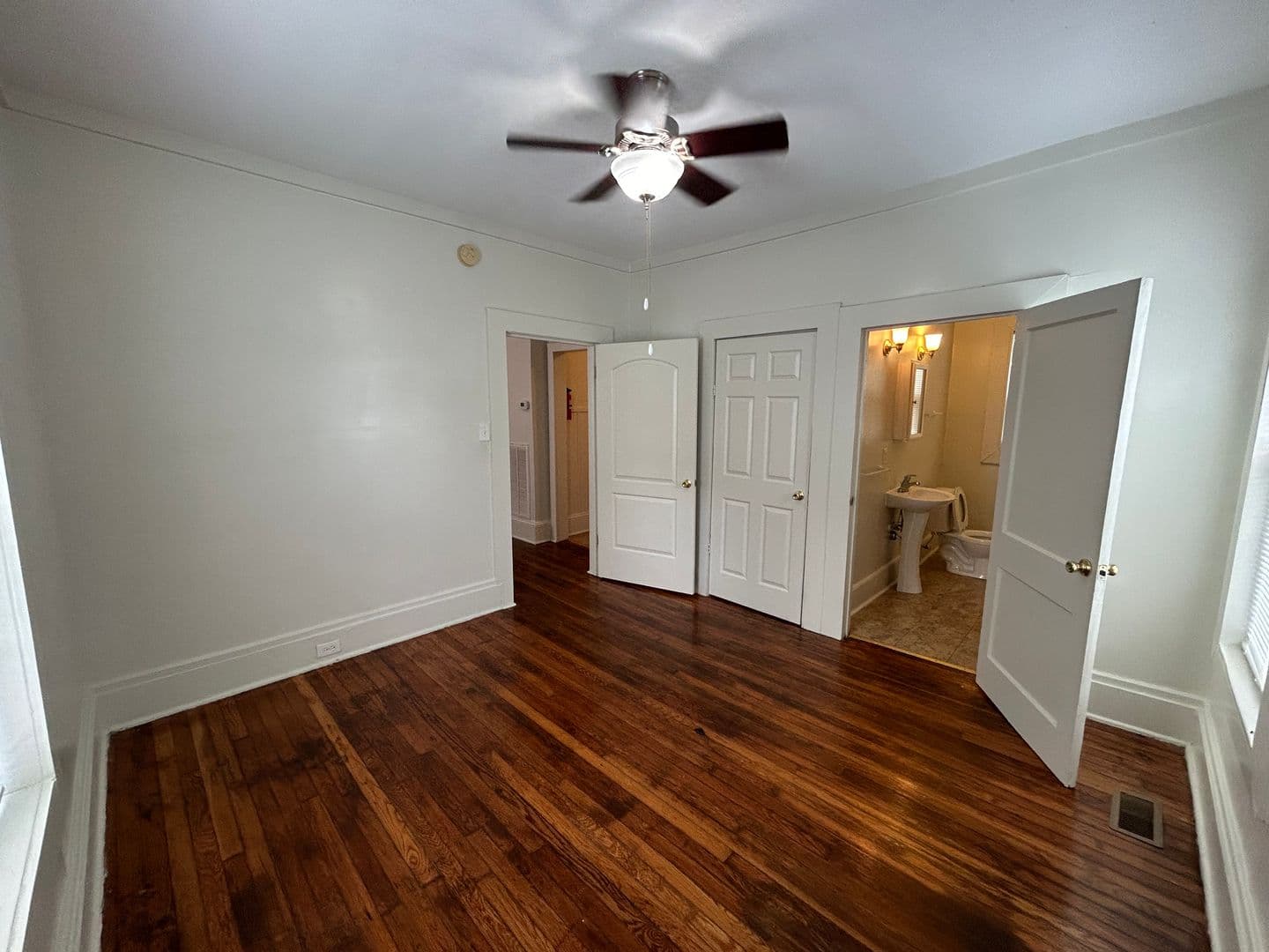 Durham Apartment: 901 Sedgefield Street