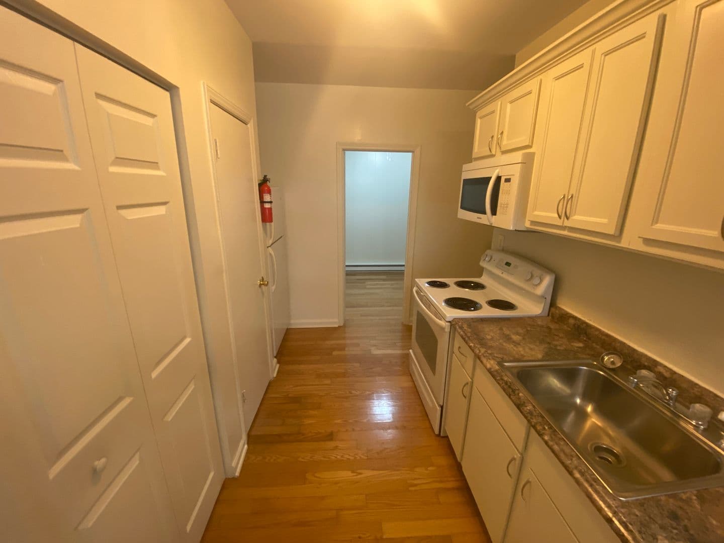 Durham Apartment: 1212 Chapel Hill Street