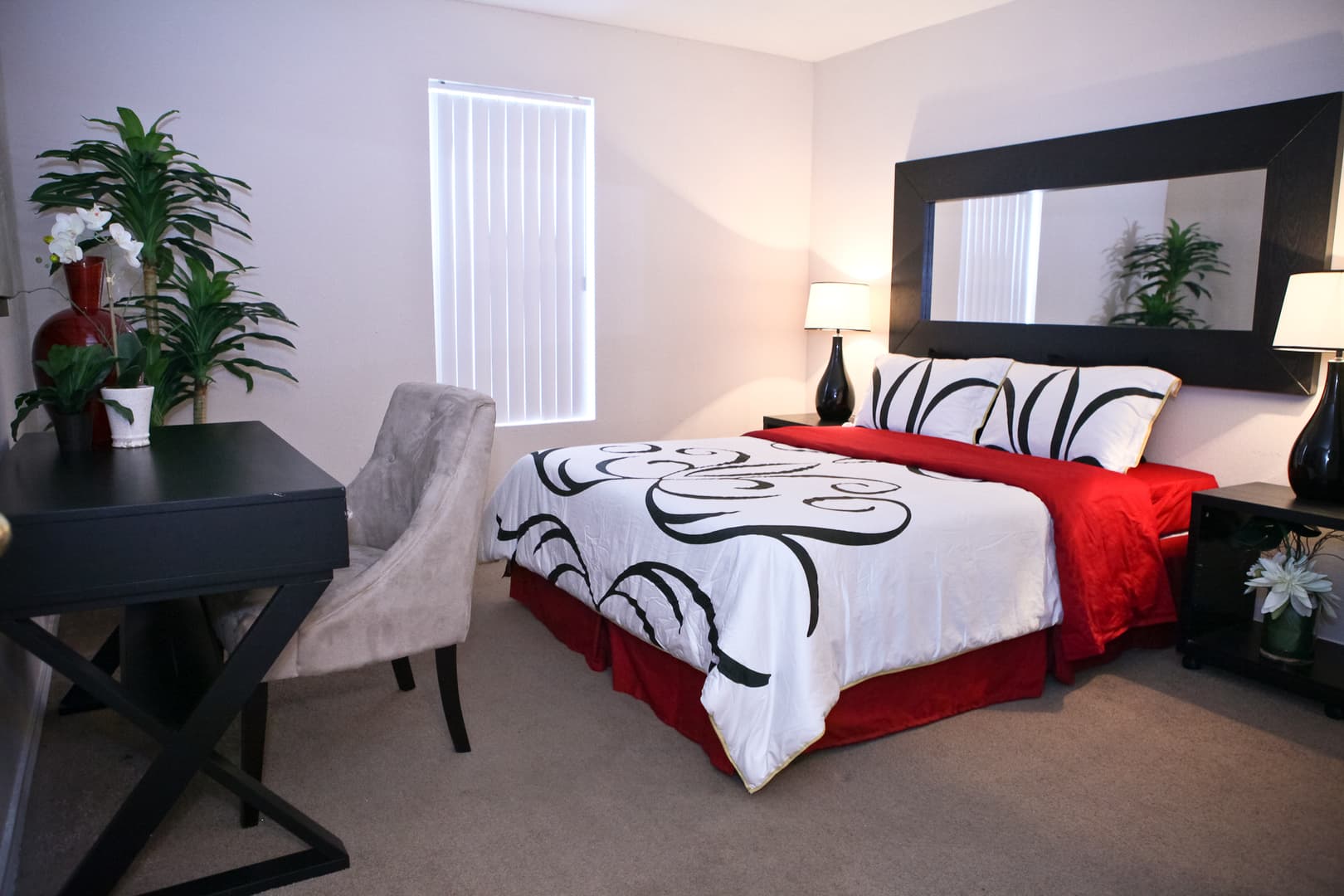 Houston Apartment: Boca Springs Apartments