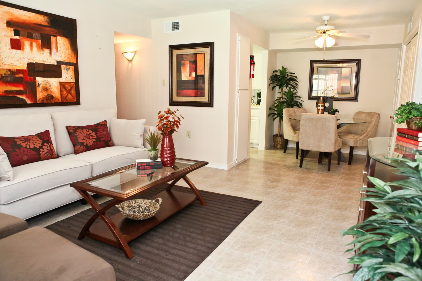 Houston Apartment: Boca Springs Apartments