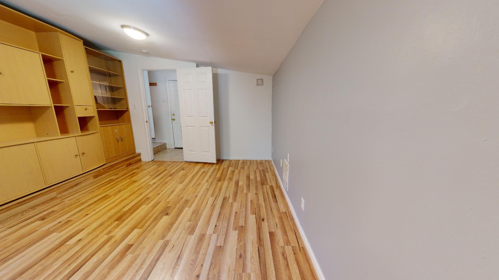 Boulder House: 3295 Euclid Avenue
