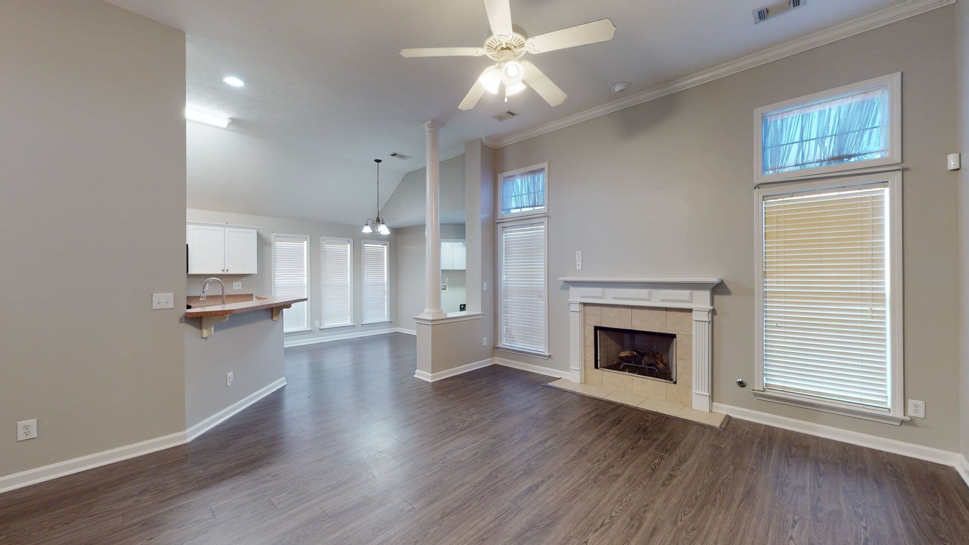 Prattville House: 1959 Regent Rd