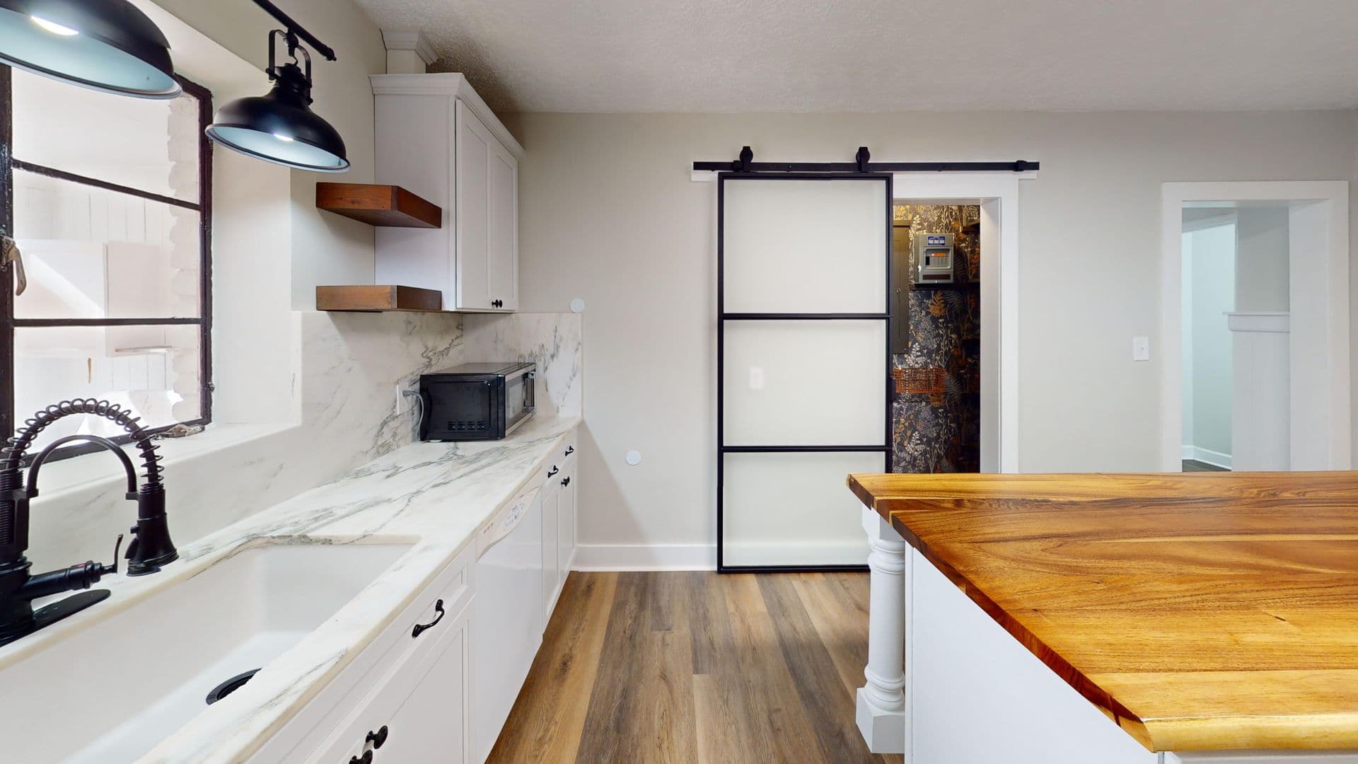 Prattville House: 3 Knob Hill Rd