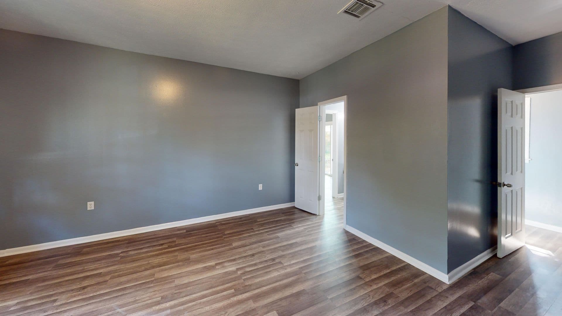 Prattville House: 103 Woodley Ave
