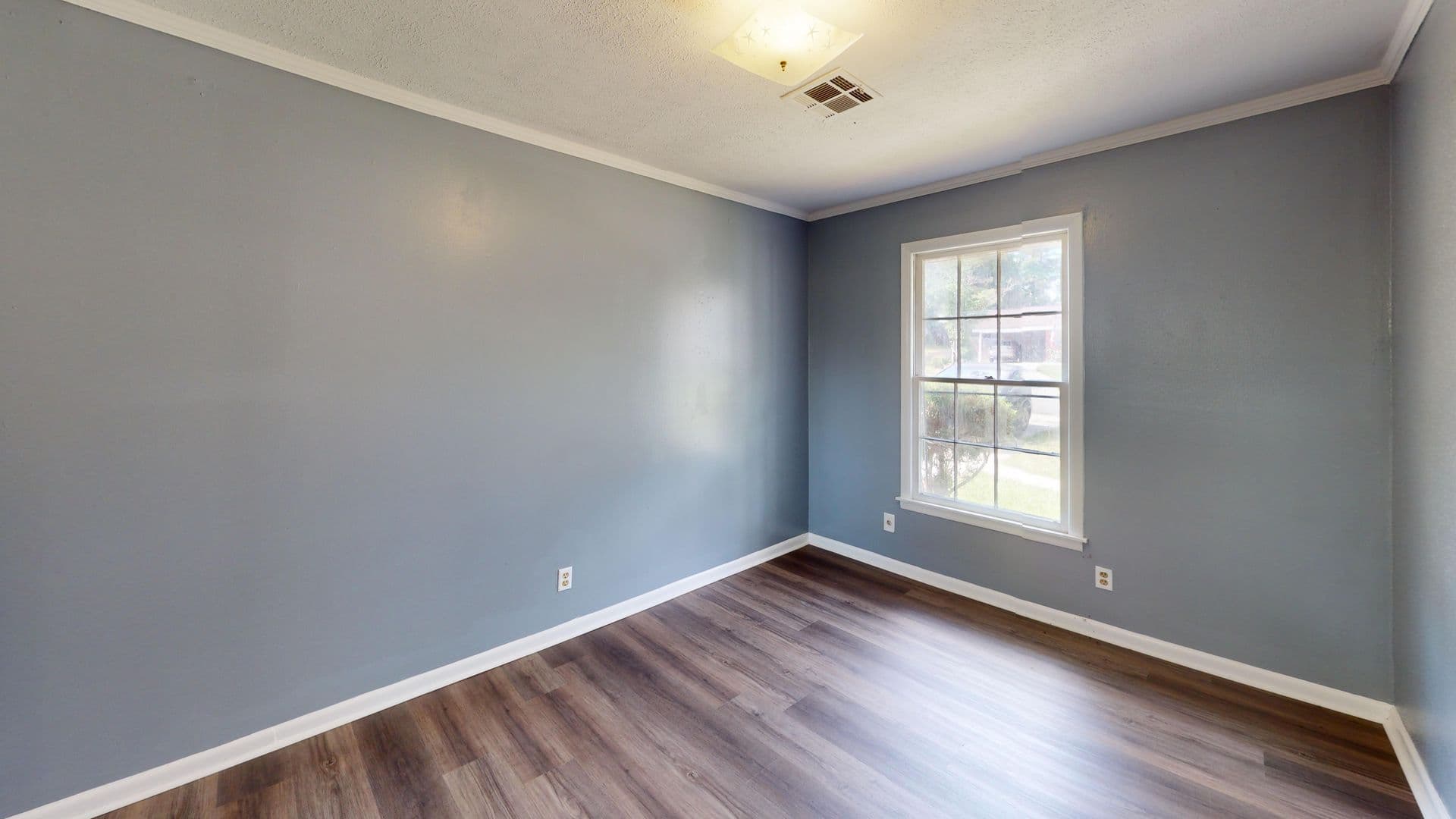 Prattville House: 103 Woodley Ave