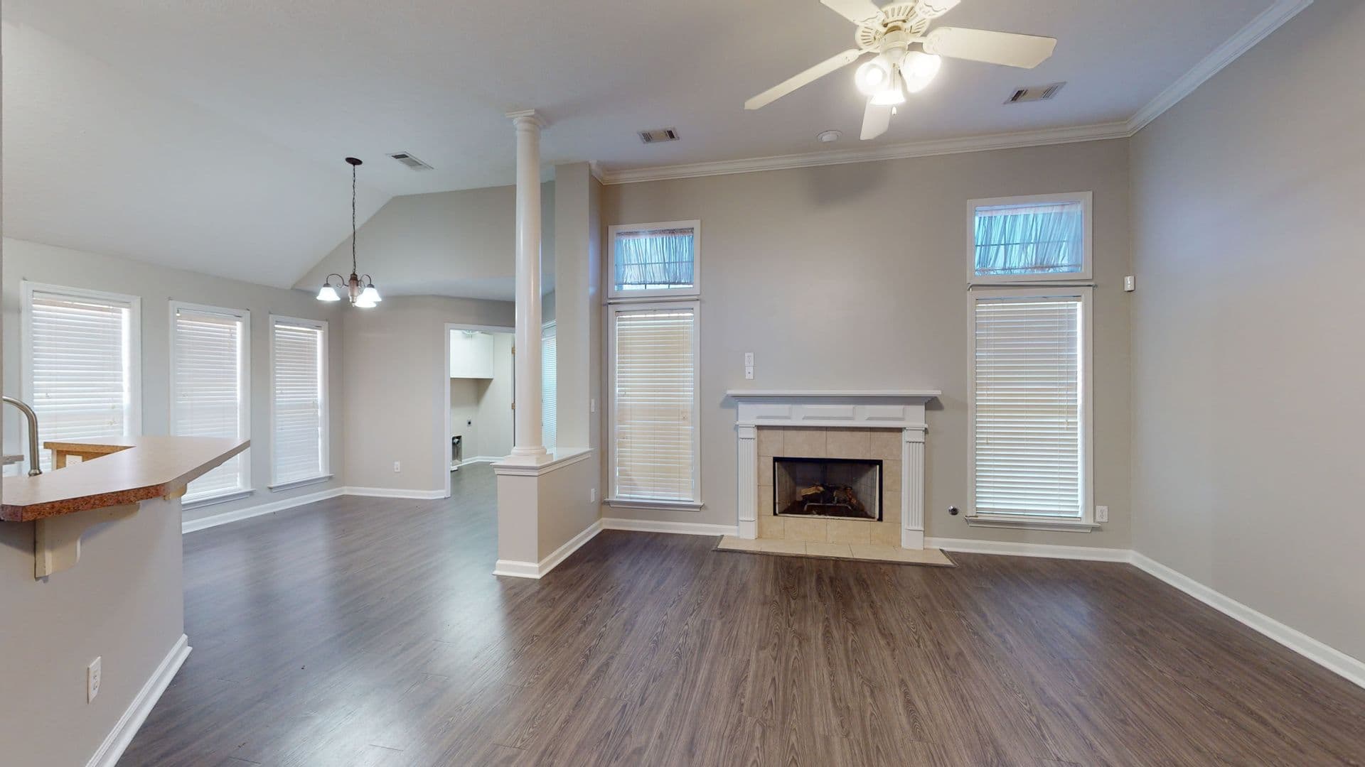 Prattville House: 1959 Regent Rd