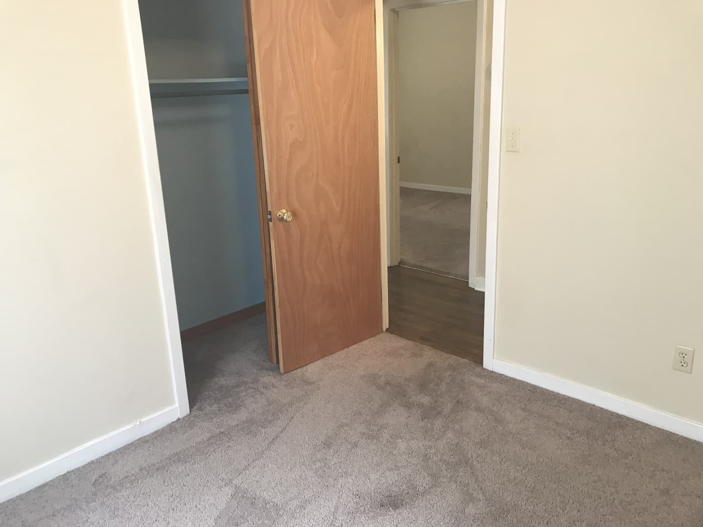 Millbrook House: 3411 Grandview Rd