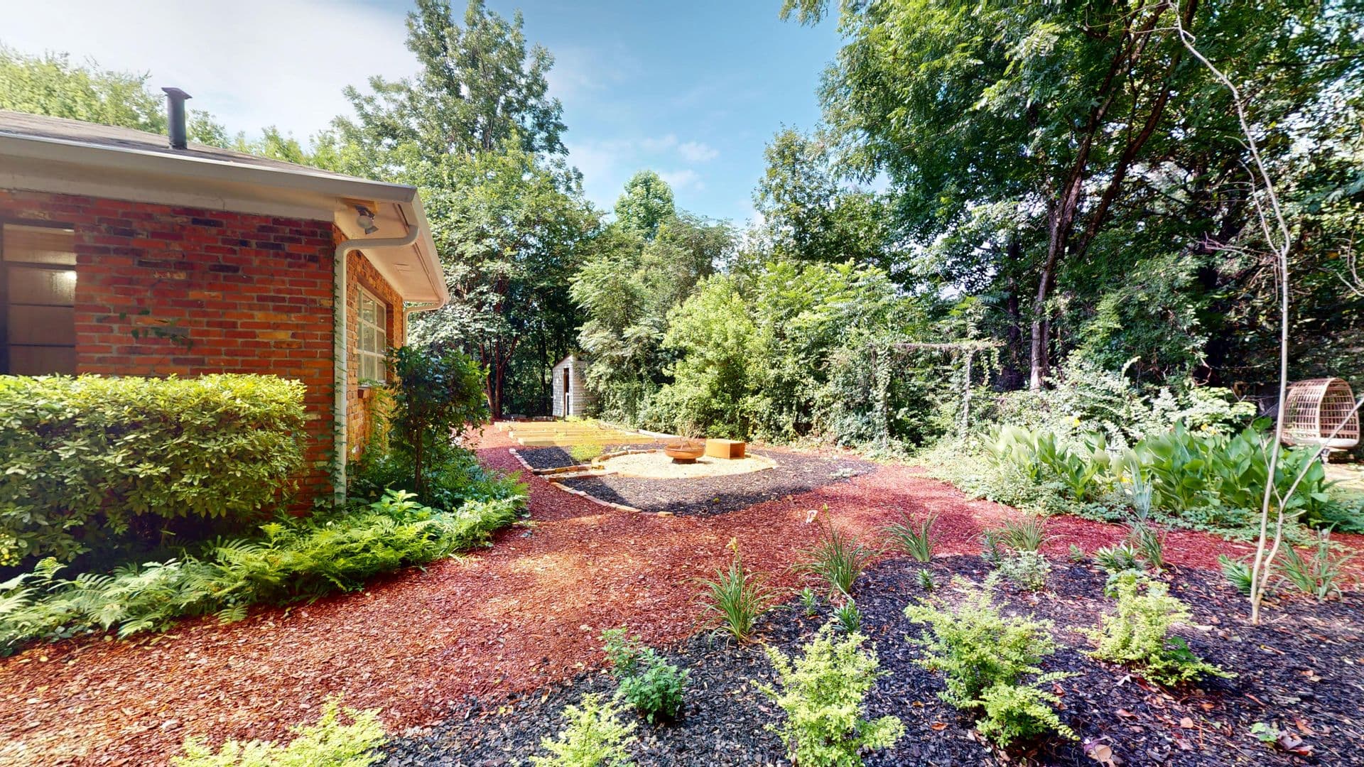 Prattville House: 3 Knob Hill Rd