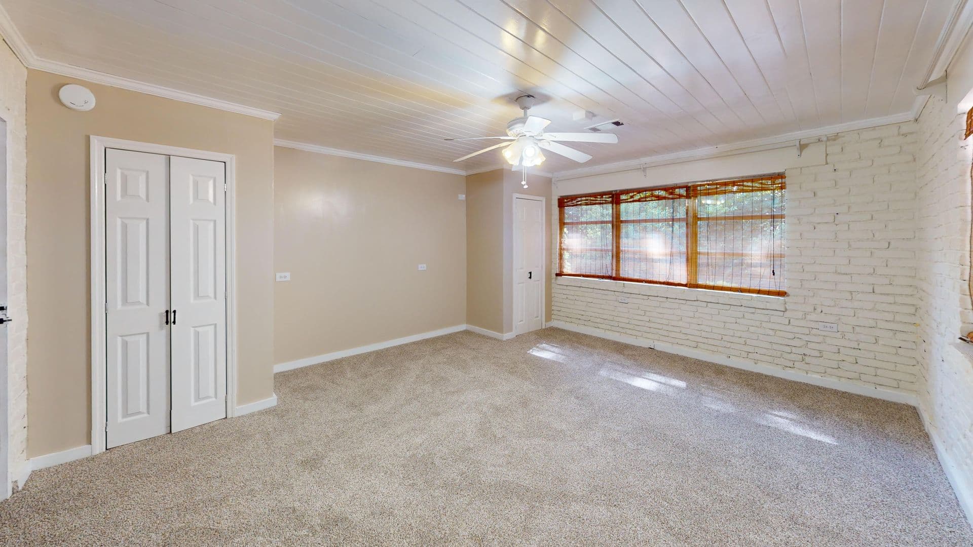 Prattville House: 3 Knob Hill Rd