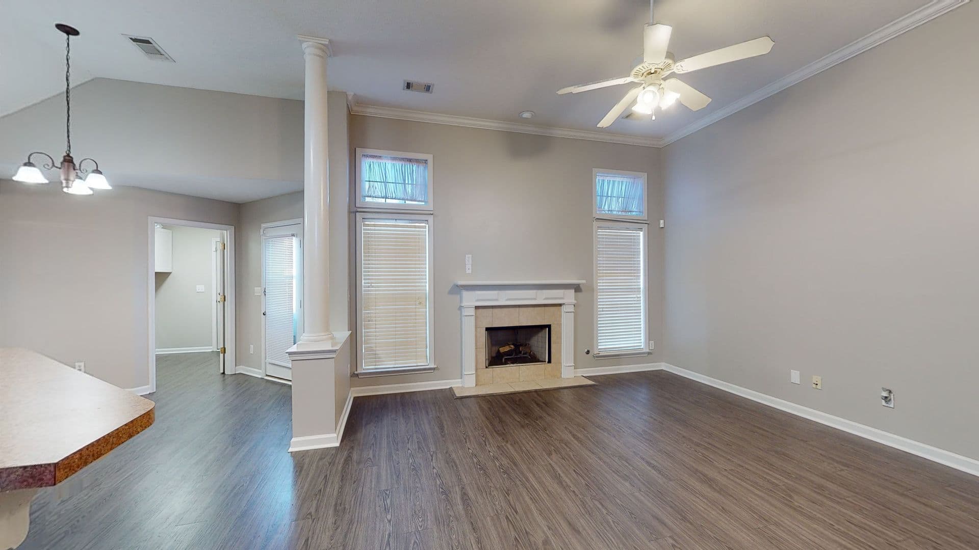 Prattville House: 1959 Regent Rd