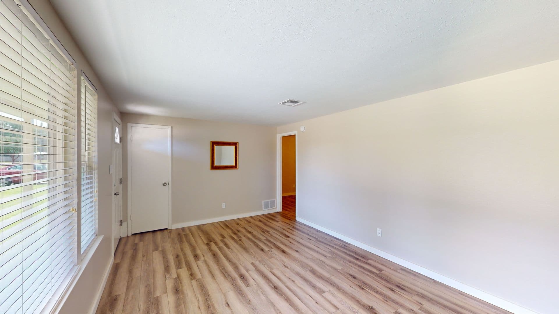 Prattville House: 617 Boxwood Rd