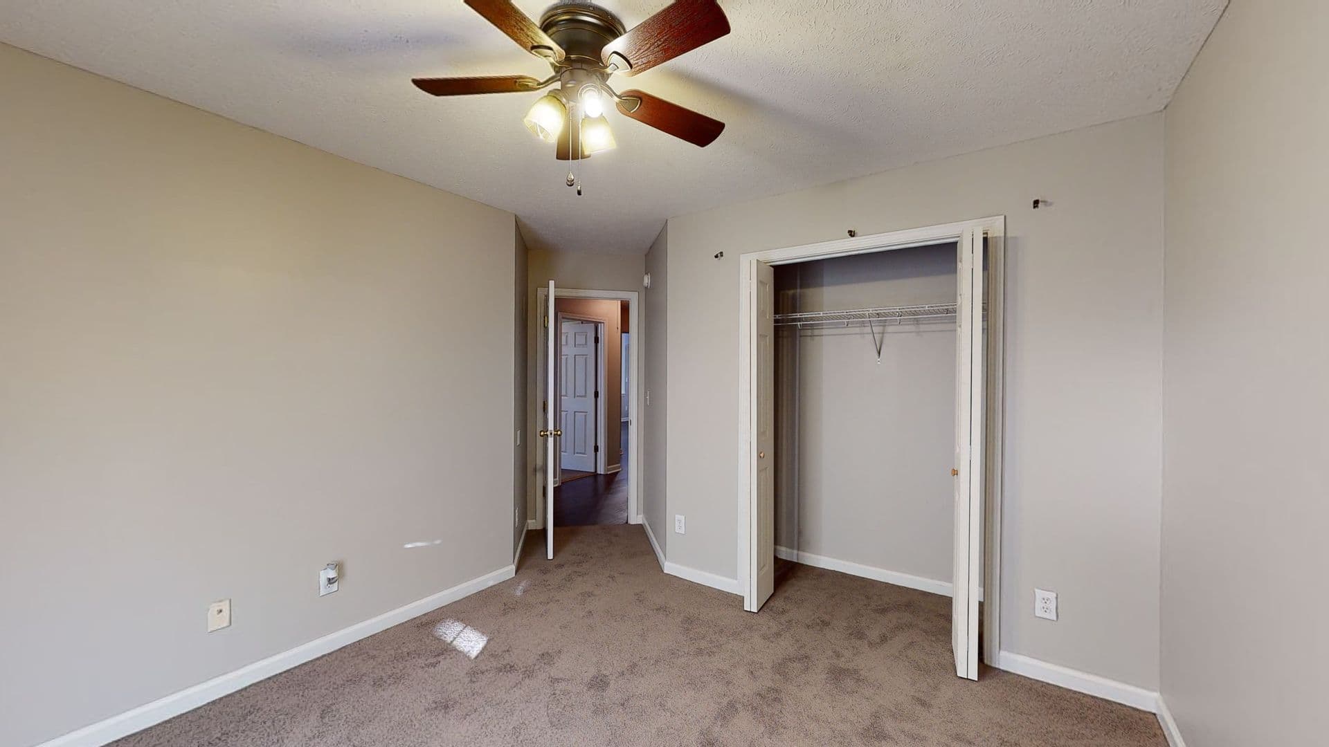 Prattville House: 1959 Regent Rd