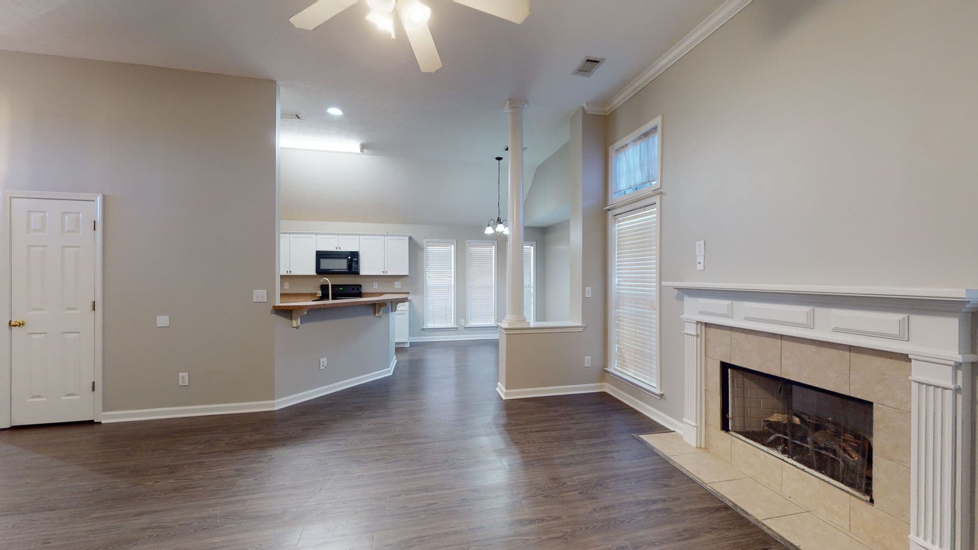 Prattville House: 1959 Regent Rd
