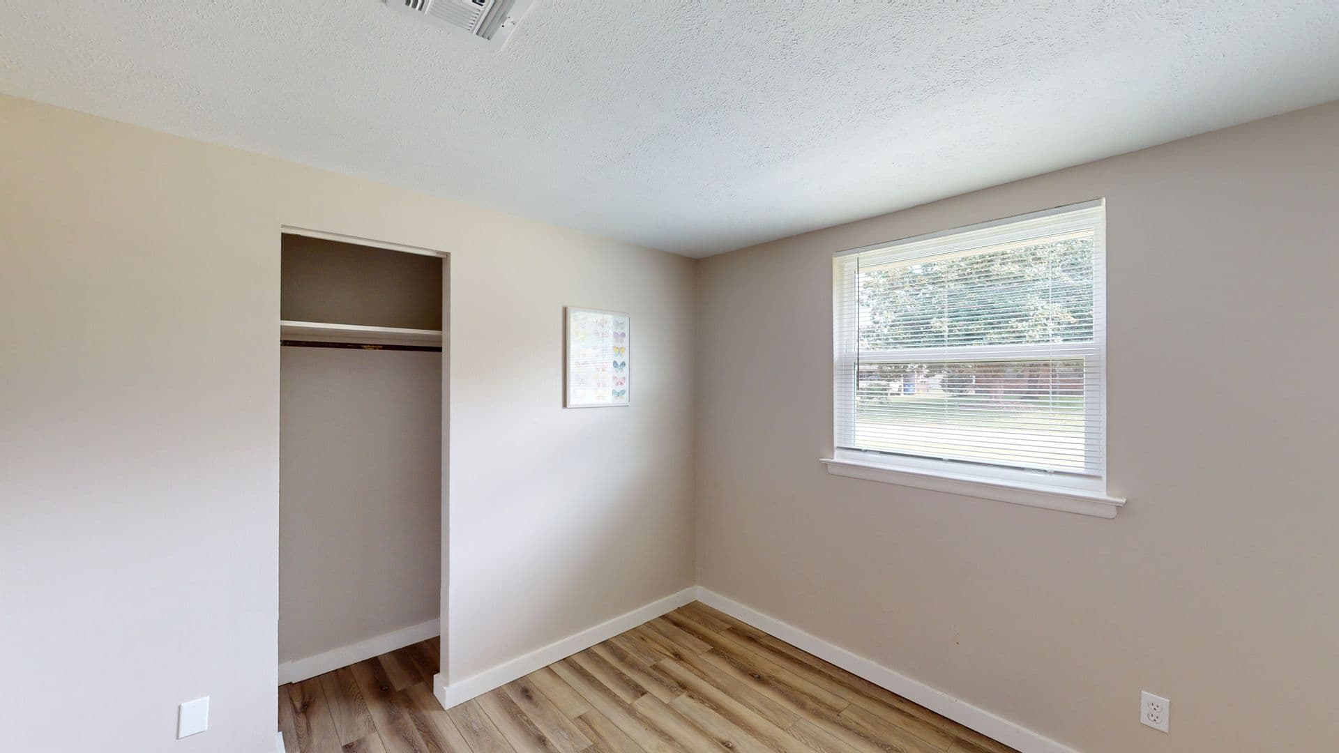 Prattville House: 617 Boxwood Rd