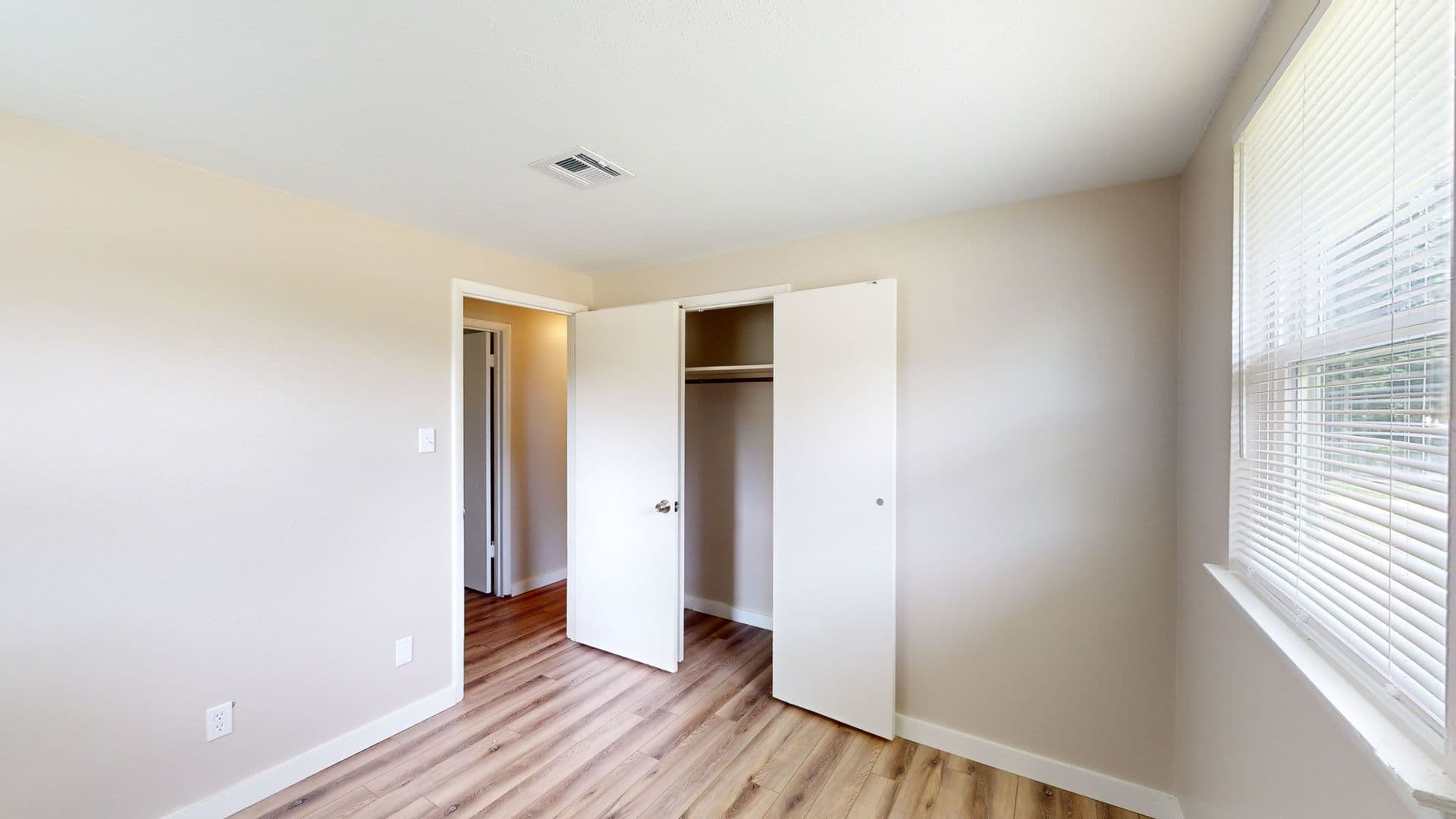 Prattville House: 617 Boxwood Rd