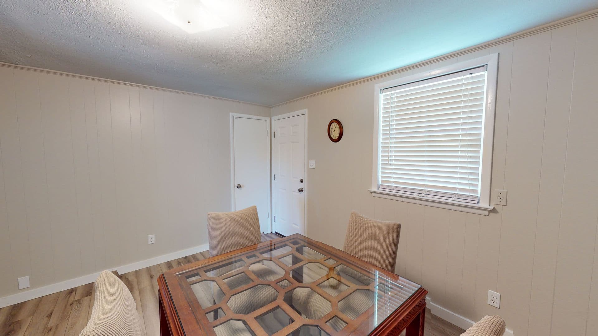 Prattville House: 617 Boxwood Rd