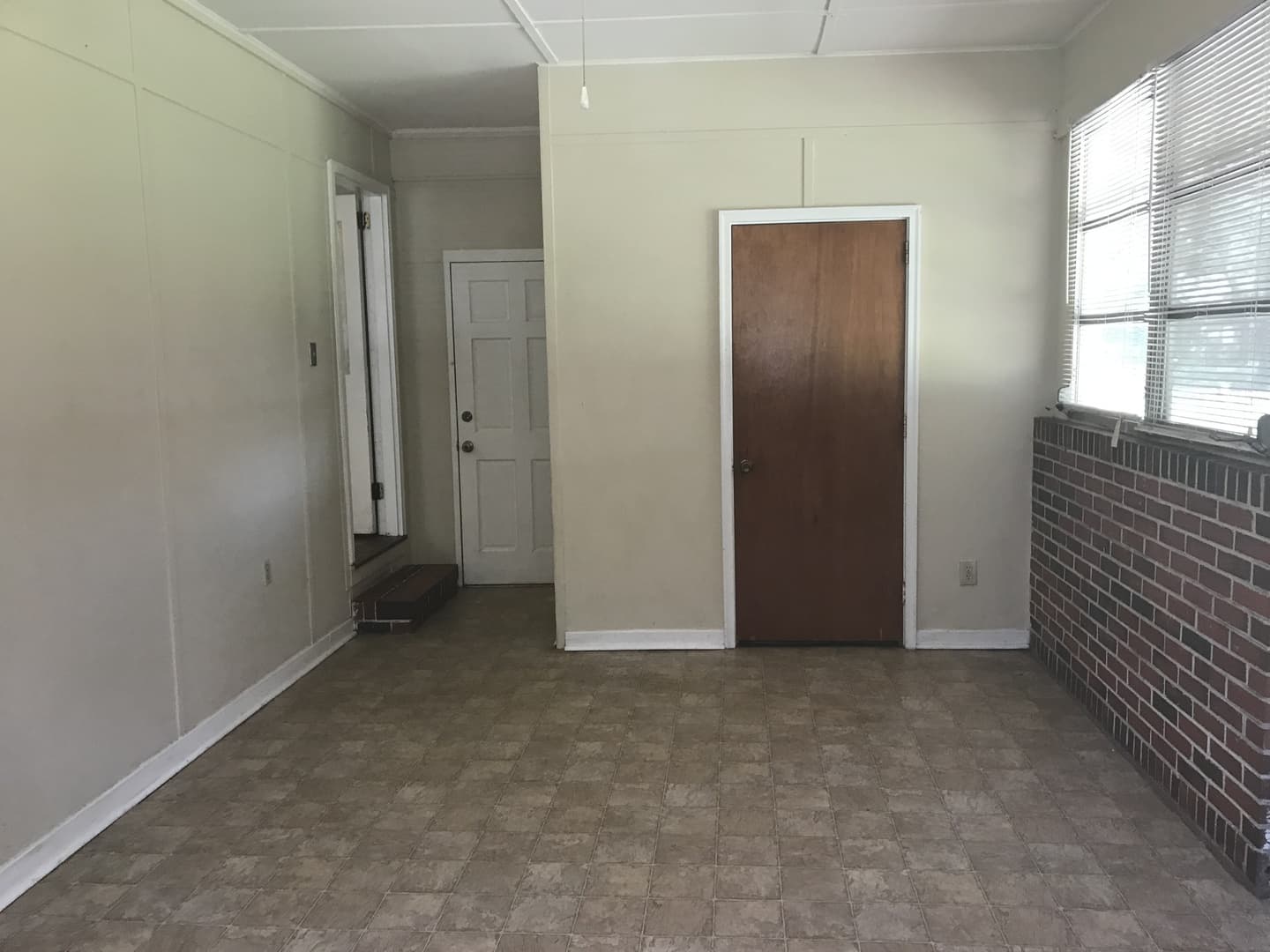 Millbrook House: 3411 Grandview Rd