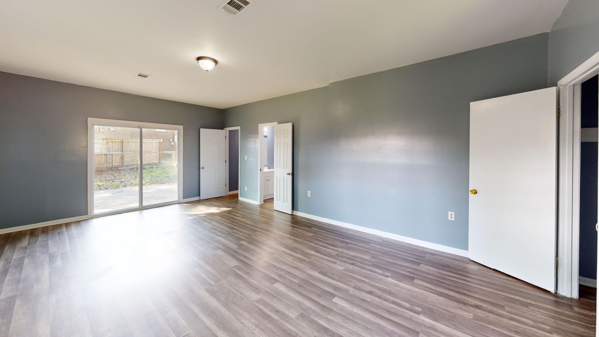 Prattville House: 103 Woodley Ave