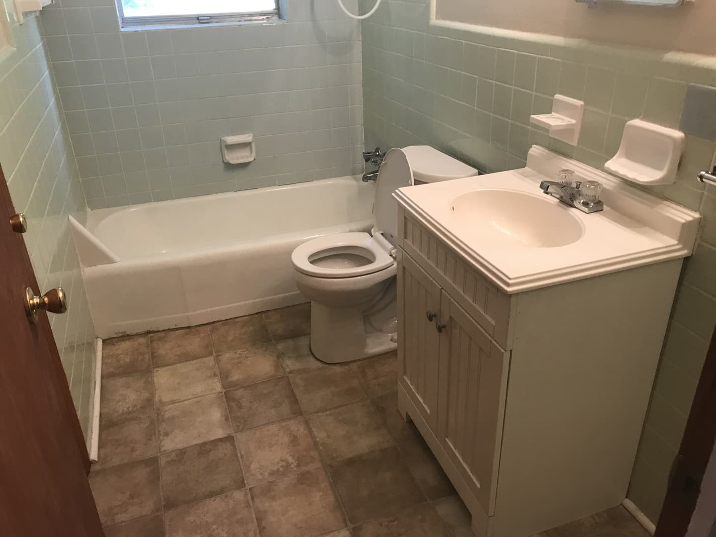 Millbrook House: 3411 Grandview Rd