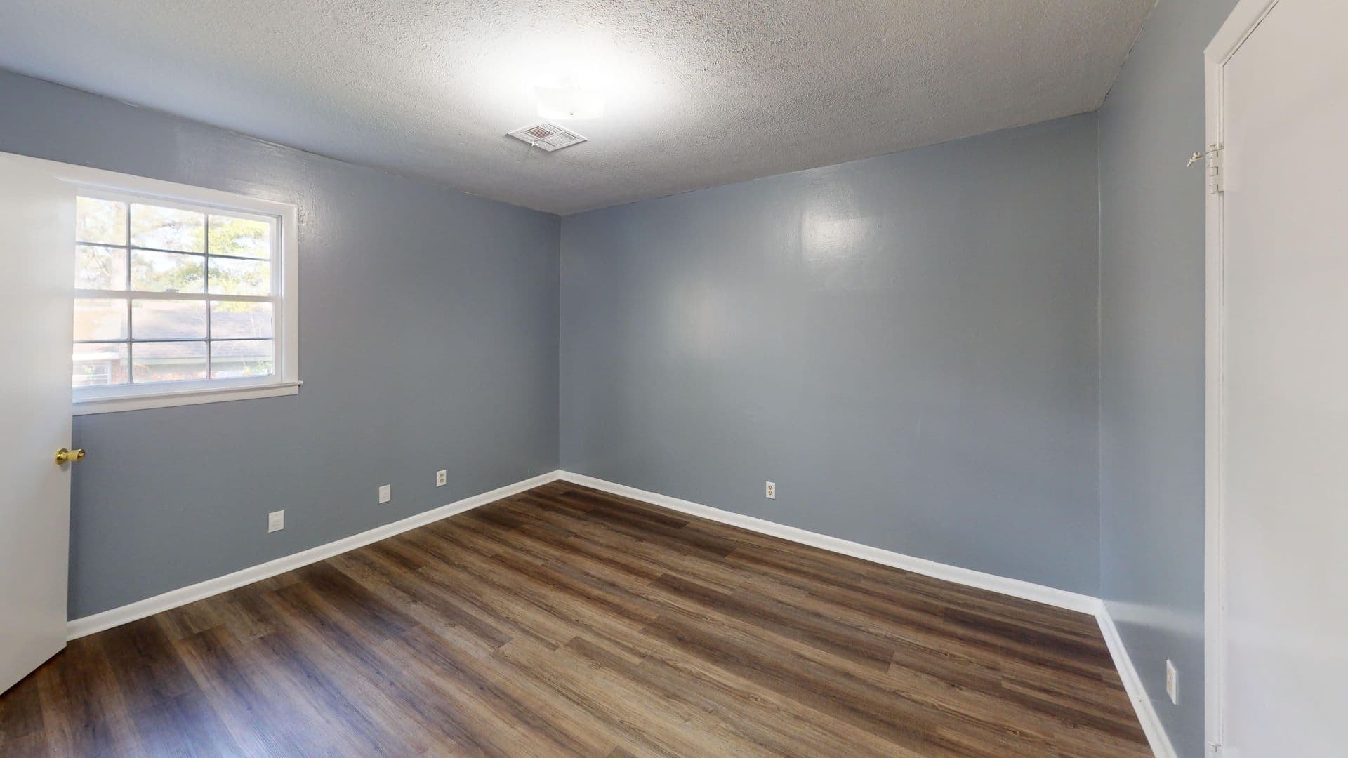 Prattville House: 103 Woodley Ave