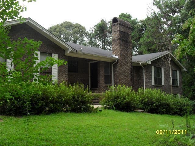 Prattville House: 1546 Kimberly Lane